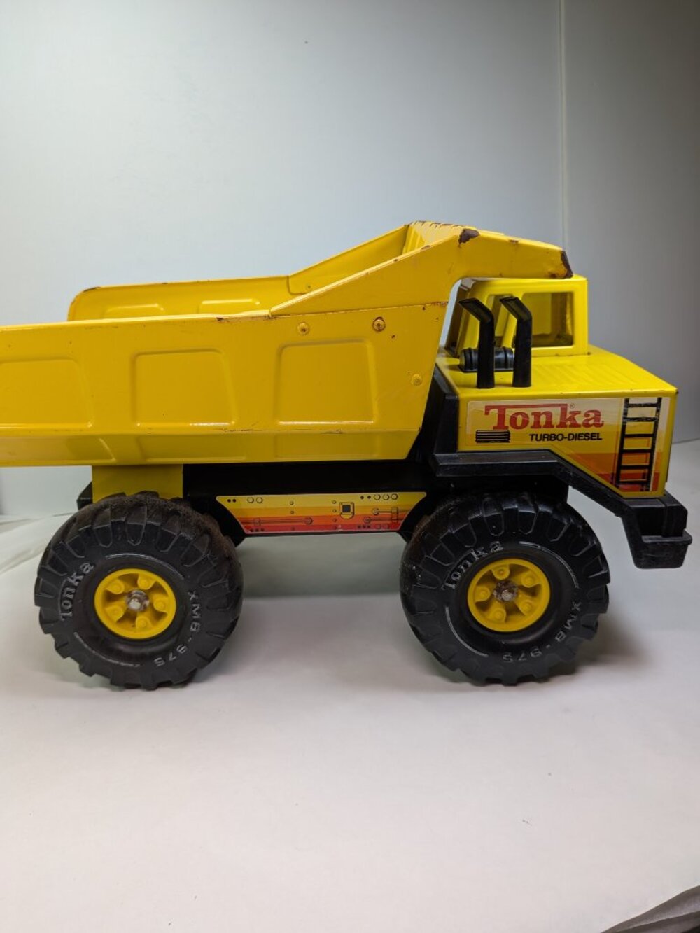 Vintage Tonka Mighty Dump Truck Pressed Steel All Metal Double Smokestack 1980s